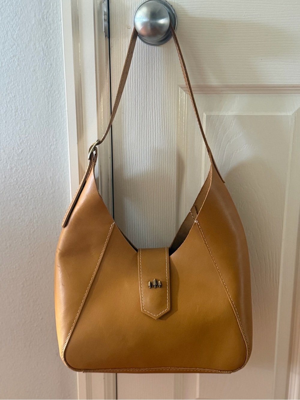 Portland Leather Flora shoulder bag